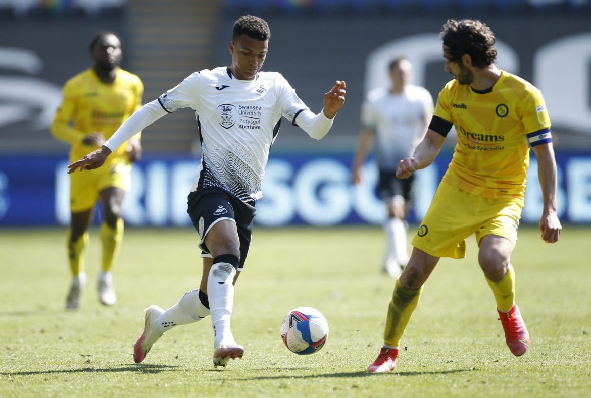 Rangers still in contact to sign Whittaker