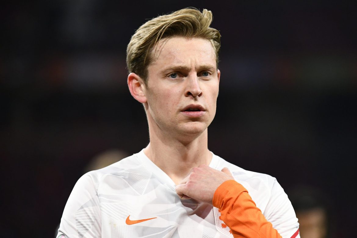 Manchester United: Fabrizio Romano shares Frenkie de Jong update