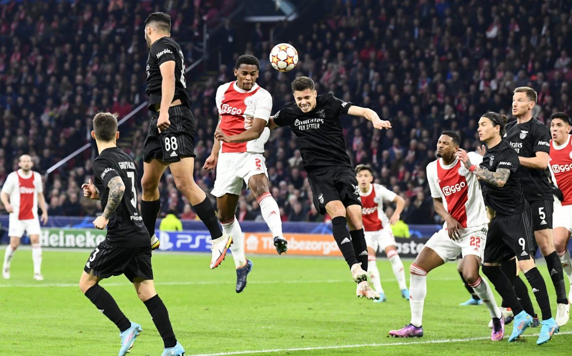 Man United plot move for Jurrien Timber