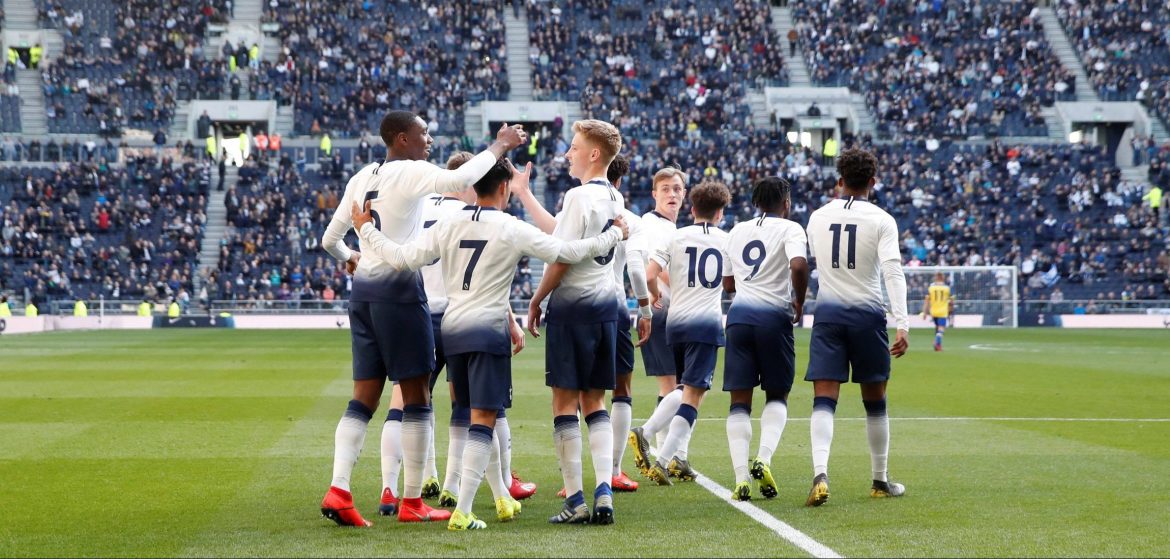 Spurs fans react to Harvey White’s new contract
